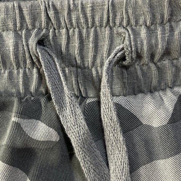 Splendid Women's Camo Jogger Pants Pull-on Green Size L Large - Picture 3 of 6